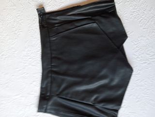 Falda pantalón negra mini - Talla S