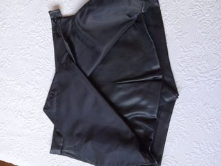 Falda pantalón negra mini - Talla S