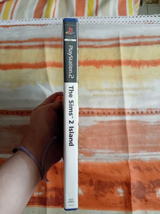 Gioco Playstation 2 - The Sims 2 Island