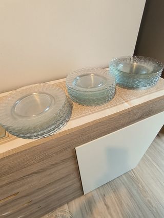 Platos Duralex cristal transparente.