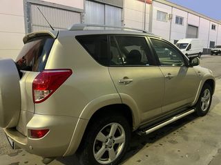 Toyota RAV4 2007