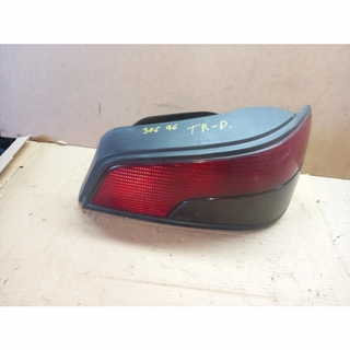 Piloto trasero derecho Peugeot 306 (7B) (1