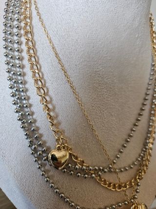 Collar multivueltas corazones oro plata