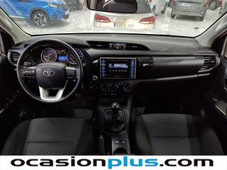 Toyota Hilux 2.4 D-4D Doble Cabina GX 110 kW (150 CV)
