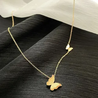 Collar dorado mariposas