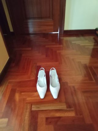 Sandalias Keren blancas