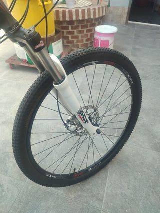  Bicicleta Eléctrica 
