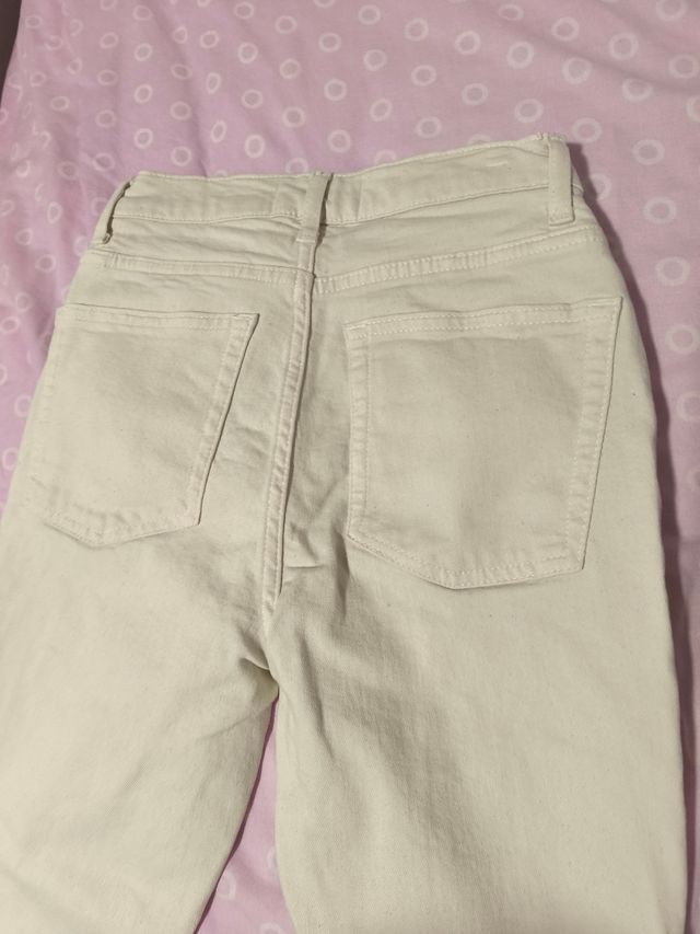 Pantalones Zara flare blancos