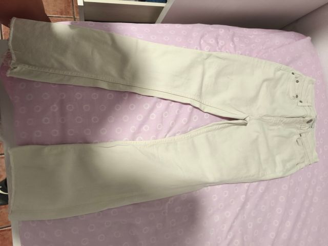 Pantalones Zara flare blancos