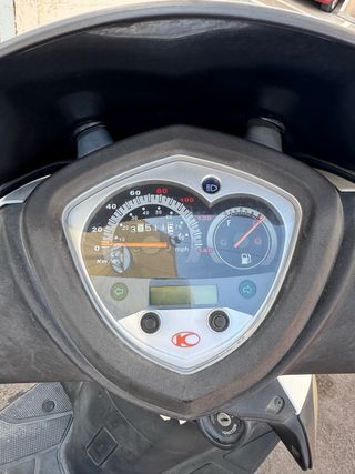 Kymco Agility 125cc - Scooter