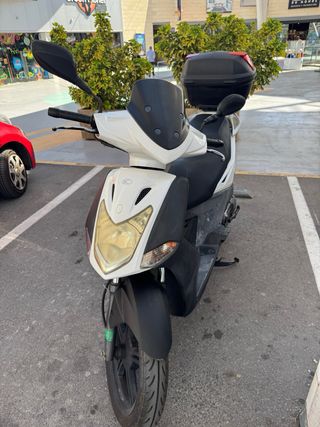 Kymco Agility 125cc - Scooter