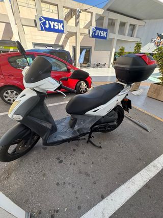 Kymco Agility 125cc - Scooter