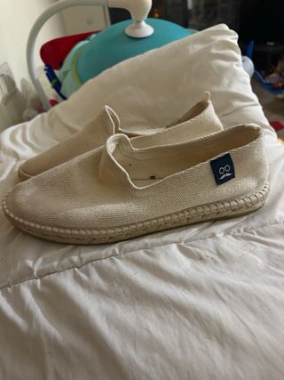 Zapatillas esparto beige Makarthy
alpargatas