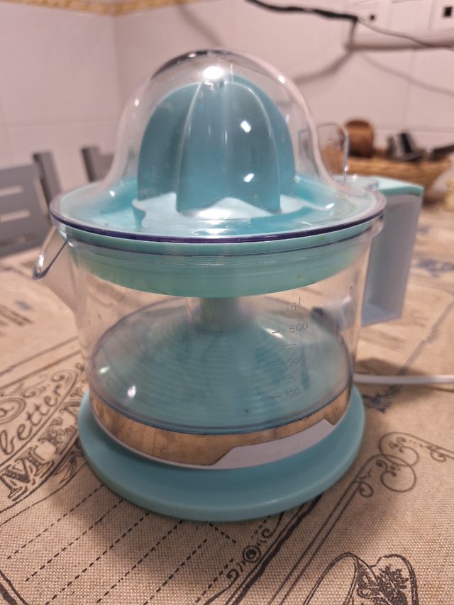 Exprimidor eléctrico K for kitchen