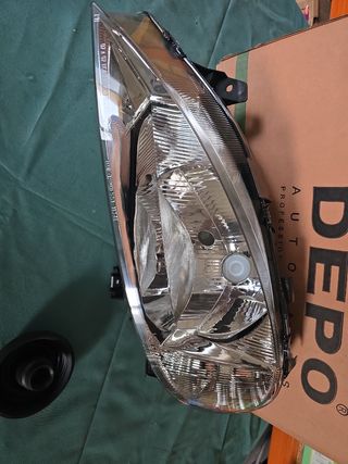 Faro Renault Mégane (99-01)