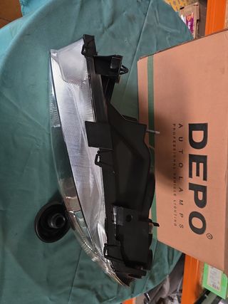 Faro Renault Mégane (99-01)