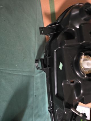 Faro Renault Mégane (99-01)