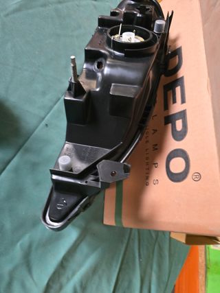 Faro Renault Mégane (99-01)