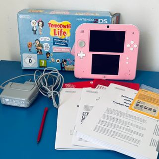 Nintendo 2DS Pink - Tomodachi Life - Completo