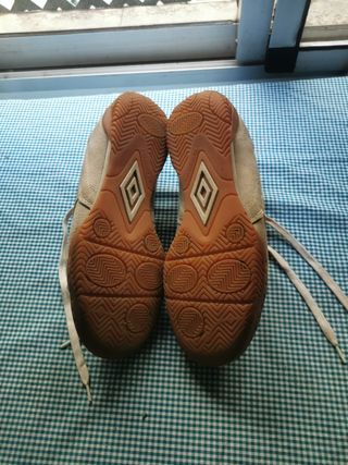 Zapatillas Umbro beige