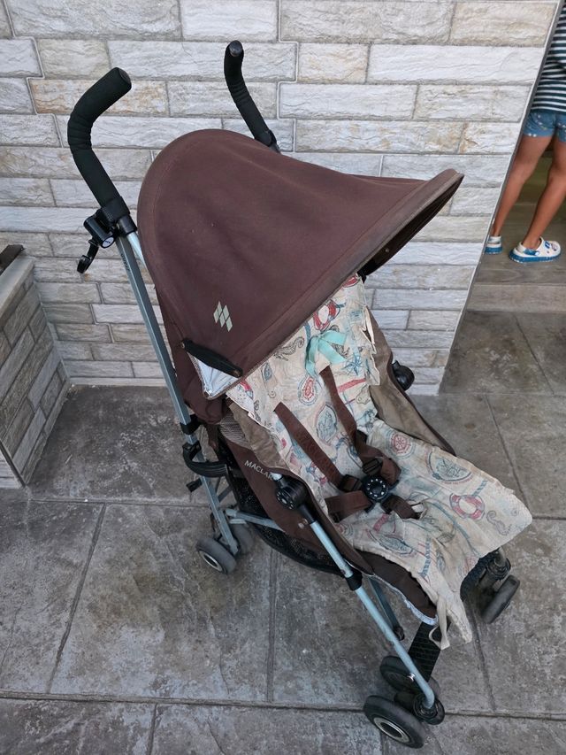 Cochecito Maclaren usado