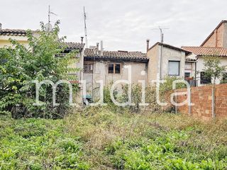 Casa adosada en venta en Manlleu