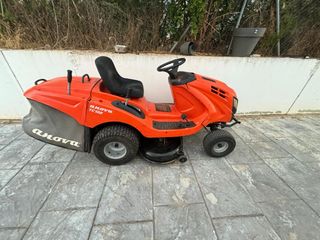 Tractor cortacésped Anova TC102