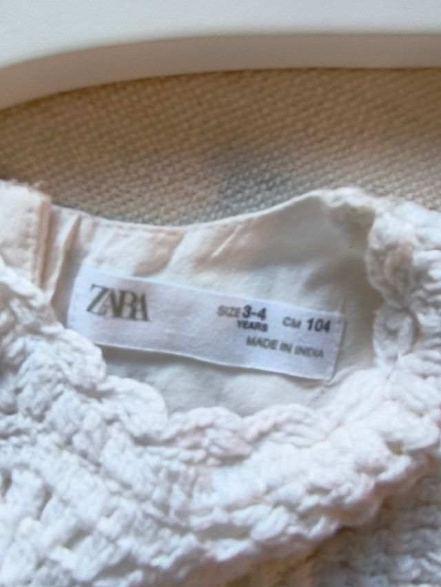 Vestido niña Zara blanco crochet