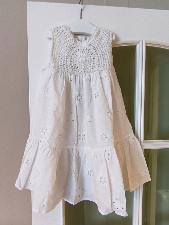 Vestido niña Zara blanco crochet