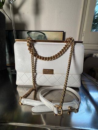 Bolso Chanel Vintage blanco y dorado