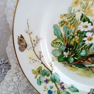 Piatto April, Edith Holden, Caverswall