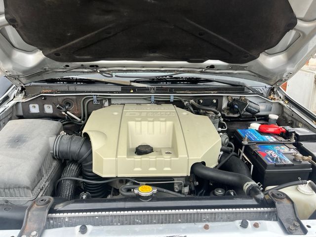 Mitsubishi Montero v60