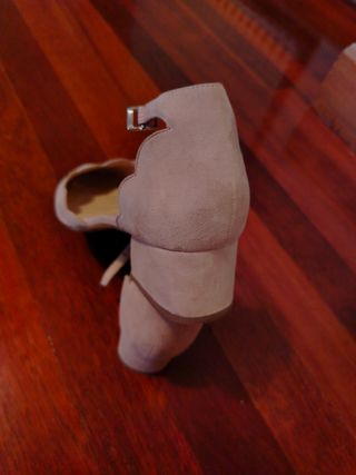 Zapatos GADEA tacón nude