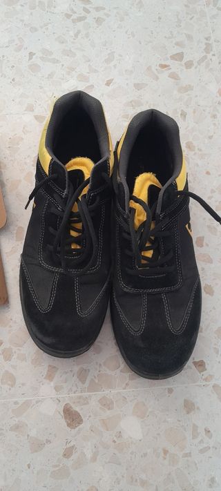 Zapatos seguridad - negros y amarillos