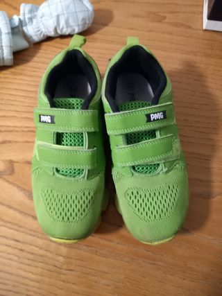 Scarpe Primigi luminose bimbo 3-4 anni
