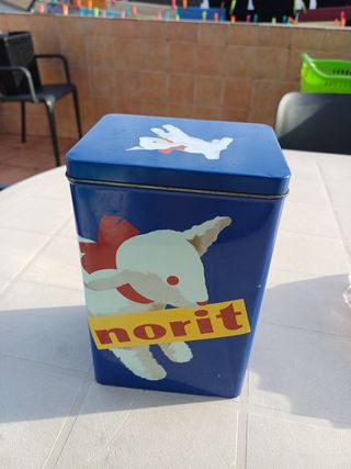 Caja metálica vintage Norit