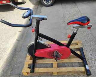 Bicicleta spinning estática