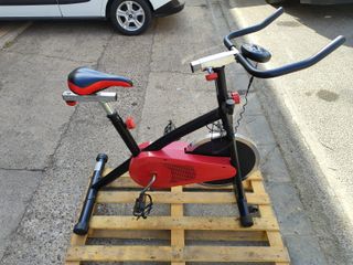 Bicicleta spinning estática