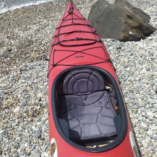 Kayak Canadiense, marca RIOT - Rojo