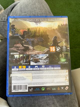 Ark: Survival Evolved - PS4