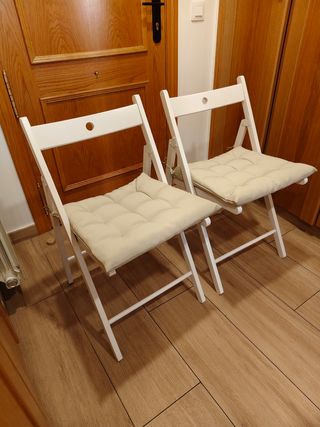 4 Sillas plegables Ikea con cojines