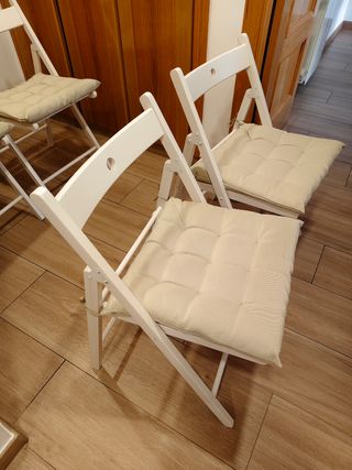 4 Sillas plegables Ikea con cojines