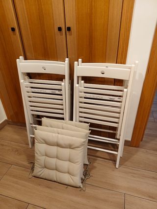 4 Sillas plegables Ikea con cojines