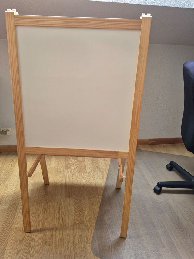 Pizarra infantil de madera