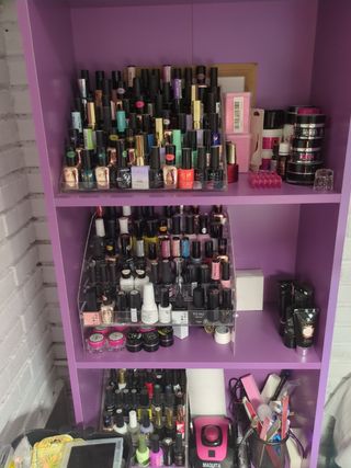 Kit manicura: lámpara UV y más