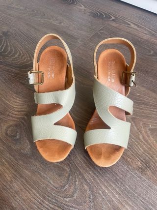 Sandalias cuña Tuva & Linn