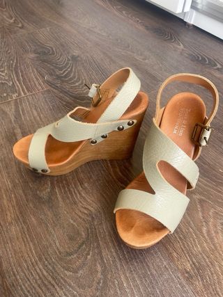 Sandalias cuña Tuva & Linn