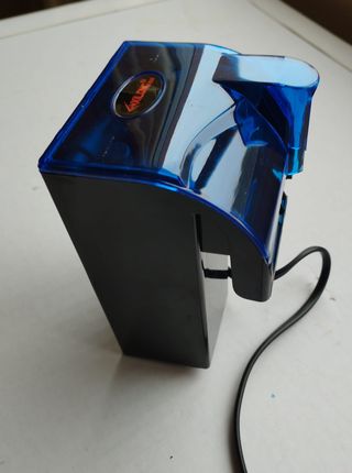 filtro tipo cascada mochila acuario mediano pecera