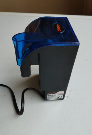 filtro tipo cascada mochila acuario mediano pecera