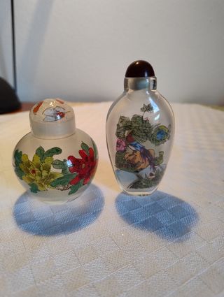 2 Flaconi profumo cinesi vintage